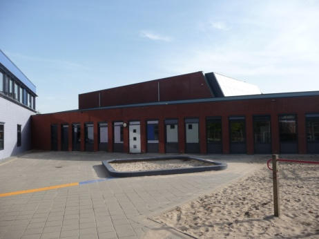 Het Kleurrijk Willy Brandtplein Adres Willy Brandtplein 2 7007 LA Doetinchem 0314-377336 Accommodatieomschrijving Gymzaal het