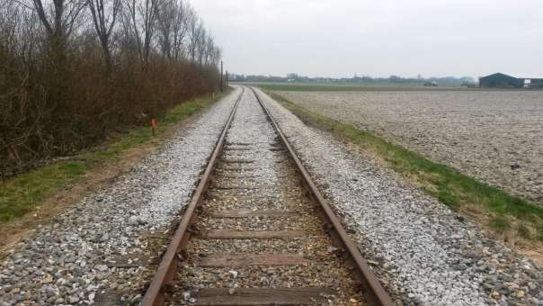 15 maart 2015: tussen Twisk en Opperdoes is het vernieuwde spoor van
