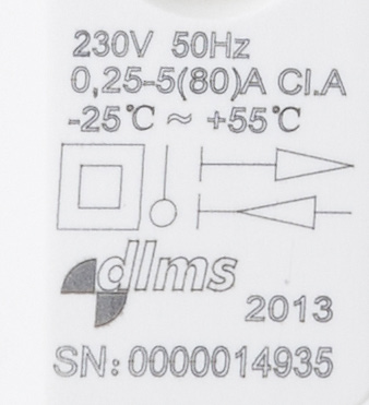 Teksten/symbolen op de meter MA105 Aan de linkerkant van de meter staan de volgende symbolen: DLMS Device Language Message Specification. Protocol waarmee de meter uitgelezen kan worden.