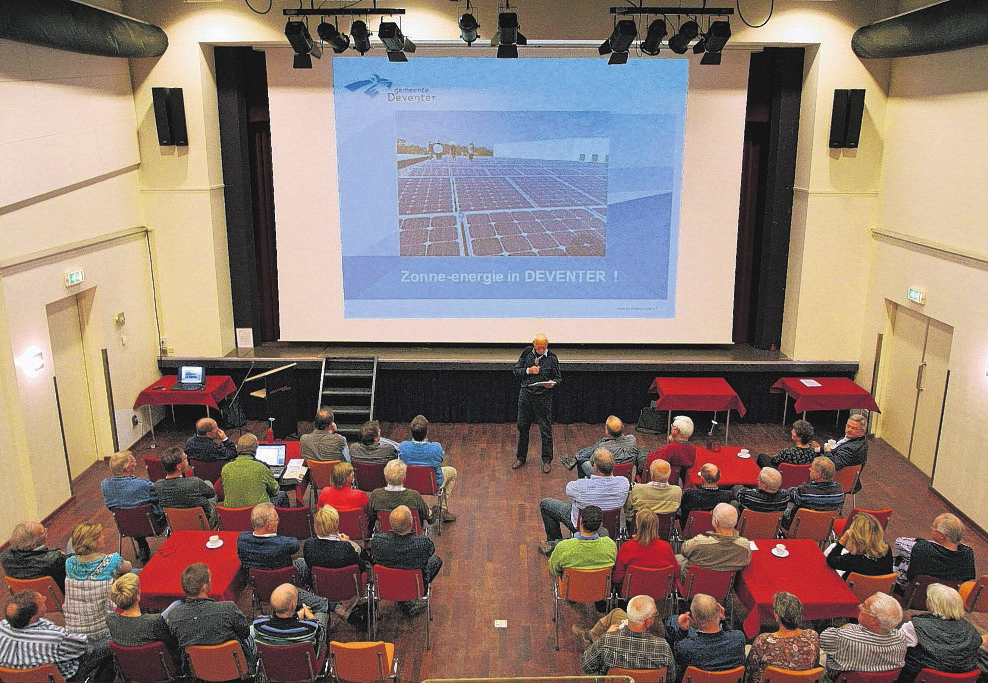 Wijkaanpak Wijkaanpak Met de Deventer Wijkaanpak worden bewoners actief betrokken bij de zorg voor Wijkaanpak hun eigen woon- en leefomgeving.