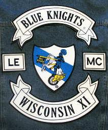 (De driedelige patch is van de klassieke MC s overgenomen.) Voorbeeld: De Blue Knights MC Afb. 3.