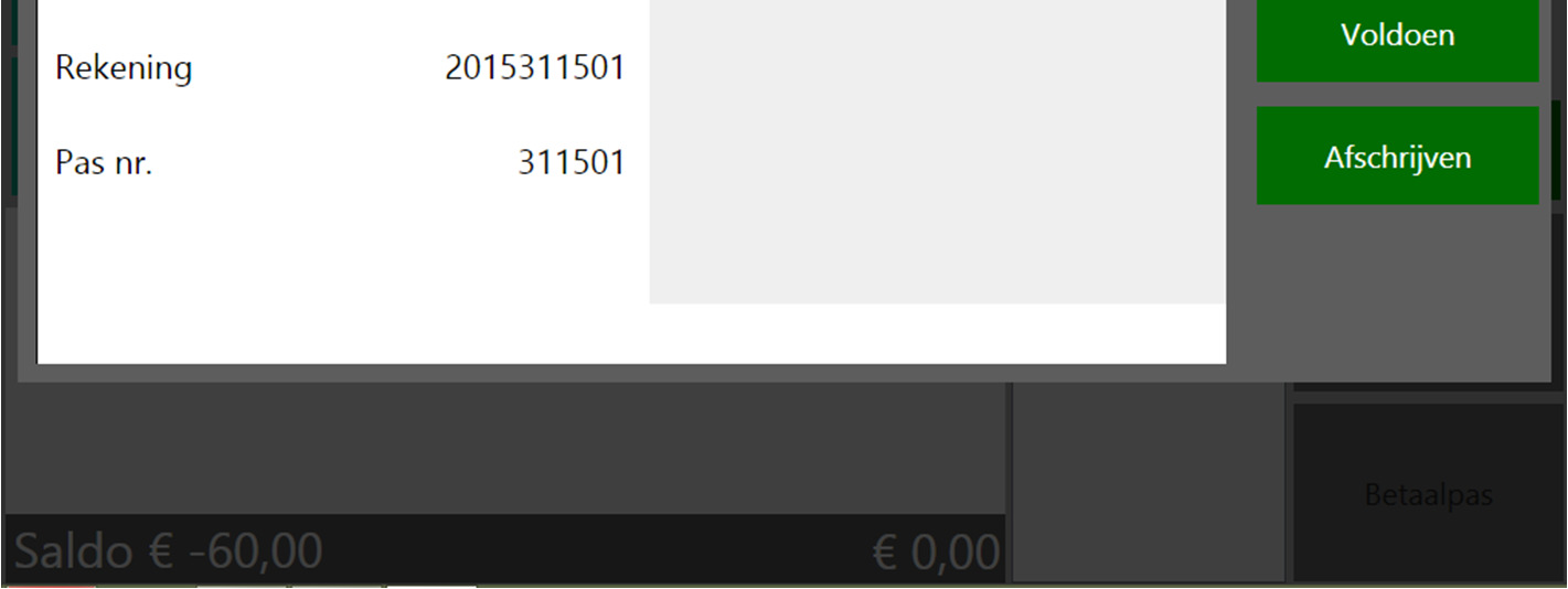 Zo kan het team aan het einde van de dag de competitiepas in één keer afrekenen bij de kassa. Hoe doet u dit? Stap 1: Druk rechtsboven in het scherm op de knop 'Saldo' en klik op 'Betaalpas'.