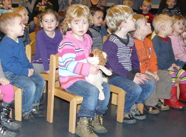 Inhoudsopgave Algemene informatie VVE Algemene informatie Themacollecties VVE Vertelplaten Boekenpretcollecties Bibliotheek Kennemerwaard heeft voor u een productcatalogus samengesteld met daarin