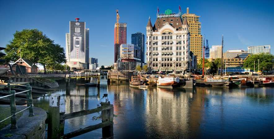 Nederland Amsterdam & Rotterdam Amsterdam (800.000 inwoners & hoofdstad) Rotterdam (600.