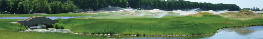 de grasmat en de overige groenvoorziening. Want: zonder veld of golfbaan geen sportplezier.