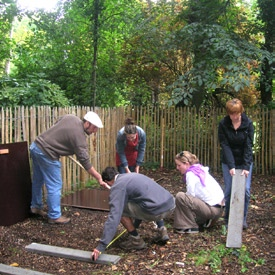 fiche 4b - DE PARTNERS heden vinden die de ontwikkeling van het project kunnen ondersteunen. De besturen pikken er ook steeds vaker die projecten uit die door de bewoners worden voorgesteld.