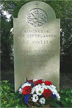 Hij werd in de buurt van Calais in de duinen begraven, maar dat werd niet zijn definitieve rustplaats. Hij werd later herbegraven op het parochiekerkhof van Sint Joris in Eindhoven.