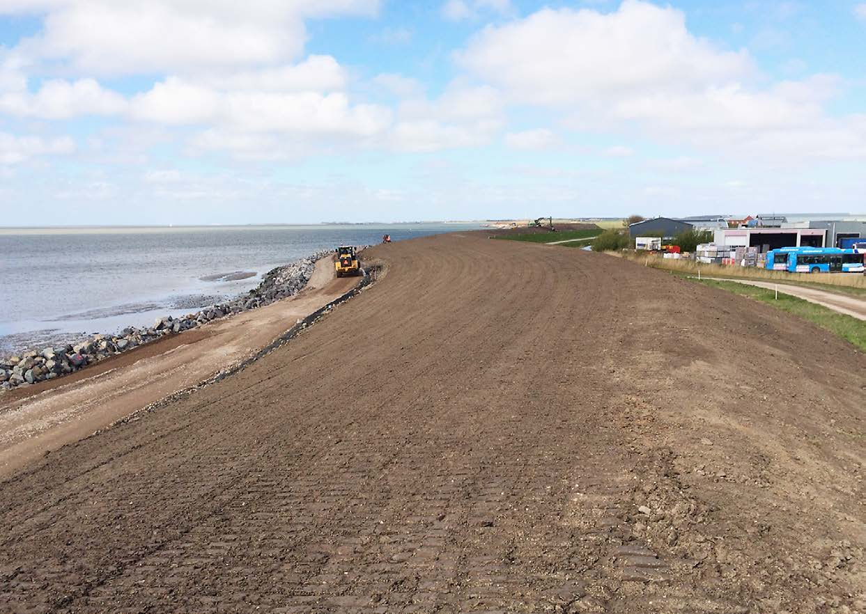 Wetterskip Fryslân, project W2-049 Ameland, Waddenzeekering Daniël Hartog Raming bij het moment van beschikken valt hoger uit dan de eerder vastgestelde raming (realisatie) Dit risico heeft