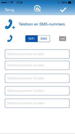 22 NEDERLANDS Selecteer om de telefoon nummers te configureren die gebeld dienen te worden bij een alarm melding.