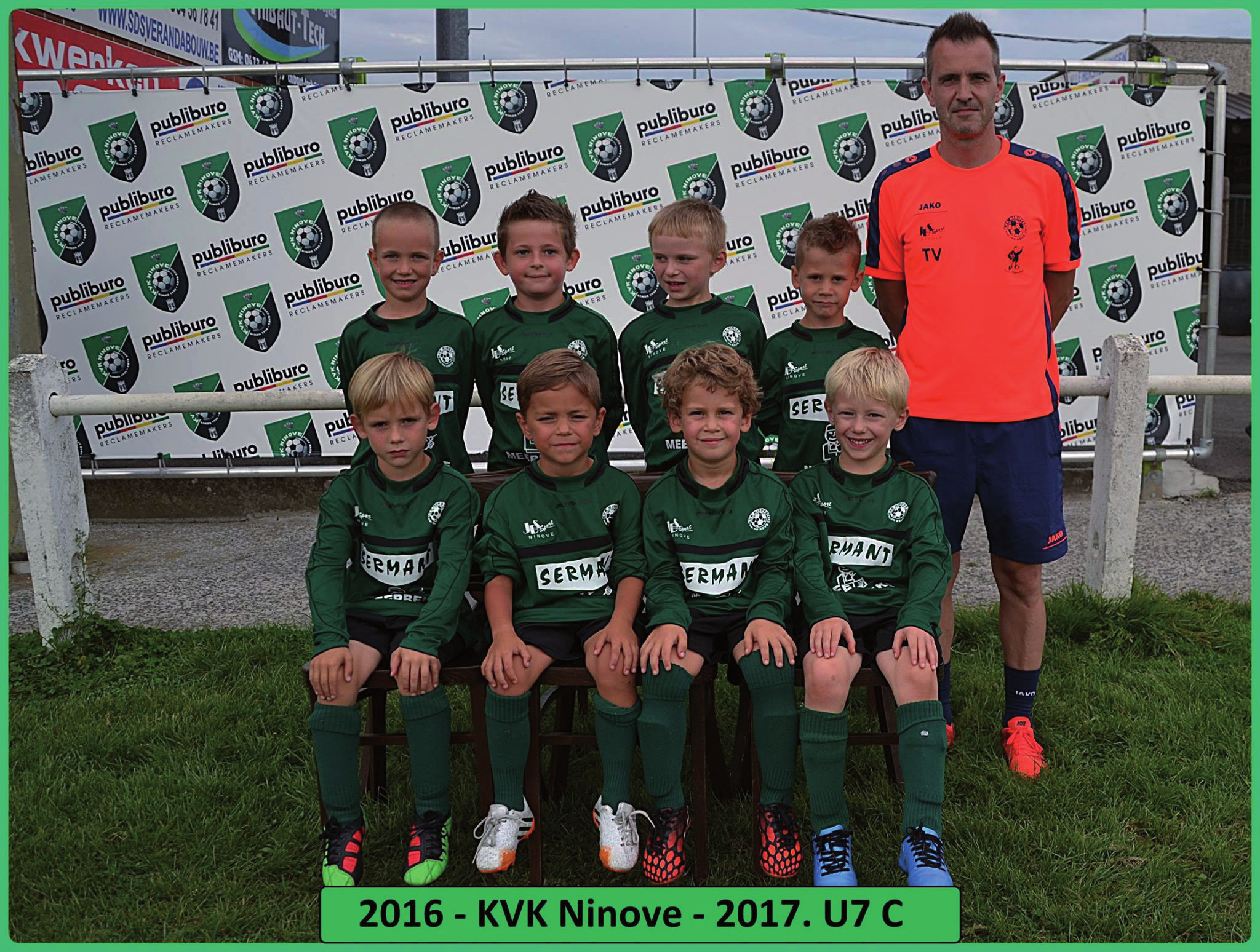 Jeugdwerking KVK Ninove VC Osta Meerbeke Seizoen 2016-2017 U7 C: Spelertjes van U7 C: Jorbe, Daan, Mauritz, Mika, Noé,