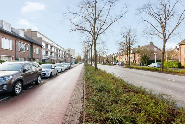 U bent al een tijdje op zoek naar een leuke woning, en dan het liefst in de directe omgeving van Stadshart Amstelveen? Wellic ht is deze zeer charmante maisonnette ideaal voor u!