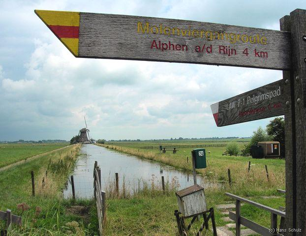 Ter Aar Wonen in Ter Aar staat voor heerlijk dorps wonen. Ter Aar ligt vlakbij Alphen aan den Rijn en heeft ca. 4.000 inwoners.