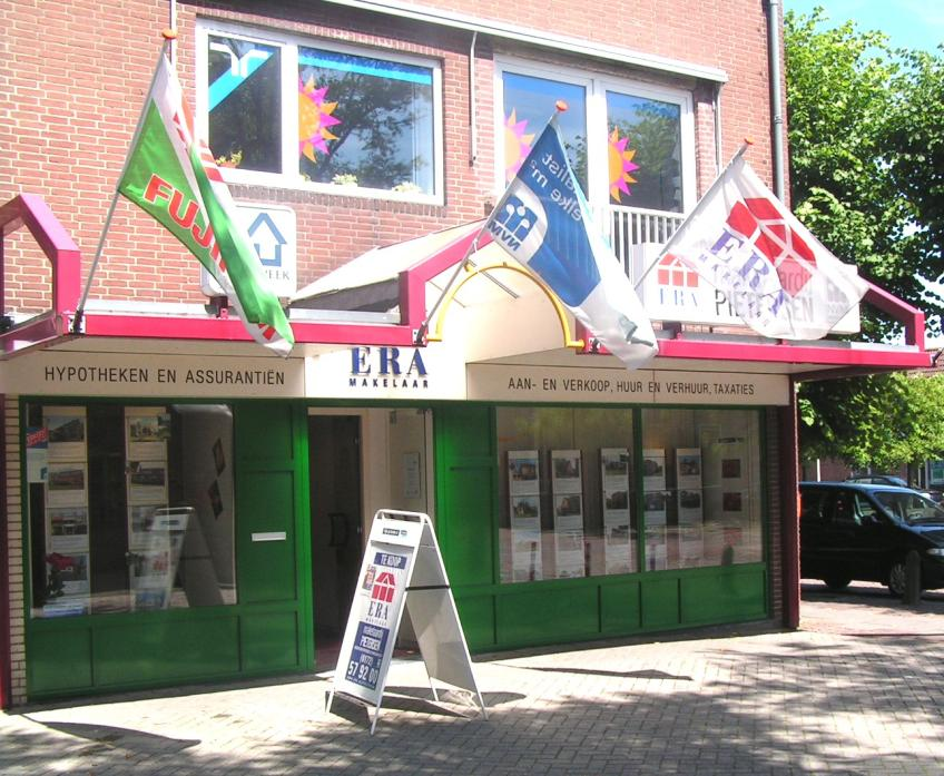 ERA De Koning Makelaardij, vestiging Nieuwkoop ERA De Koning Makelaardij is een regionaal actief makelaarskantoor met vestigingen in Alphen aan den Rijn, De Meern, Gouda, Houten, Nieuwkoop en Woerden.
