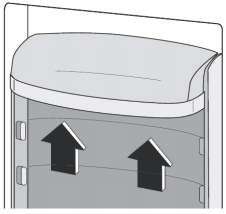 6 7 Dagelijks gebruik Ingebruikname Reiniging van de binnenkant Voordat u het apparaat voor de eerste keer gebruikt de binnenkant en de interne accessoires reinigen met lauwwarm water en een beetje