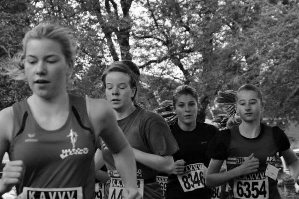 En ook Cédric mag met plaats 11 heel tevreden terugkijken op deze cross. Chloë, Inthe en Senta zijn nu 2dejaarsminiem, maar moesten toch vrede nemen met de 3 laatste plaatsen.