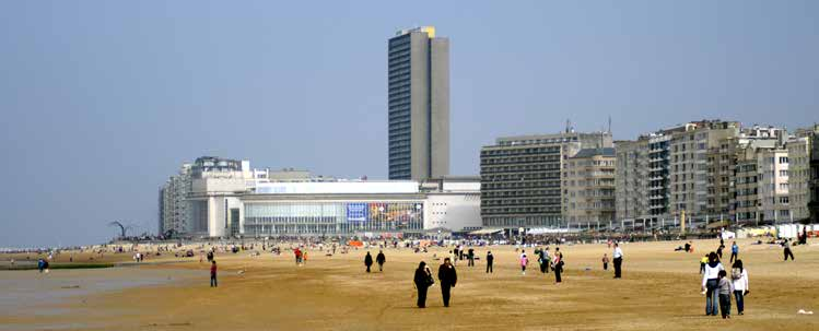 0ostende - Zee Zand Zon Dinsdag 21 juni 2016 Vele toeristen en andere bezoekers komen naar Oostende voor de drie z s : zee, zand en zon.