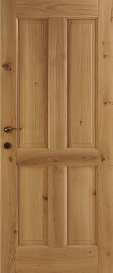 hout opgeslagen in eigen droogkamers.