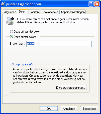 4. Onder Windows XP: Toegang tot gedeelde mappen Om gemakkelijk toegang te krijgen tot gedeelde bestanden die zich op verschillende computers bevinden, moeten de computers eigenlijk tot dezelfde