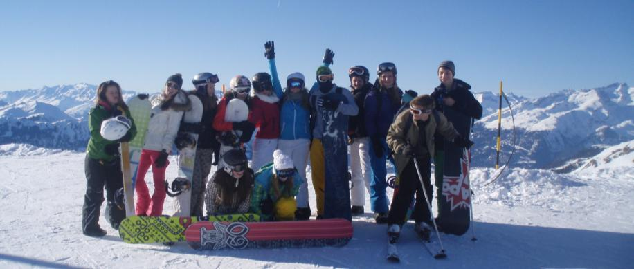 Het is bijna zover! De winter komt eraan en de eerste sneeuw is al gevallen. Binnen 3 weken vertrek je met Groove-X richting de bergen en beleef je tijdens onze Snow Trip Nauders de tijd van je leven.