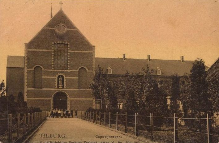 In 1882 worden de ziekenkapel en het klooster ingezegend.