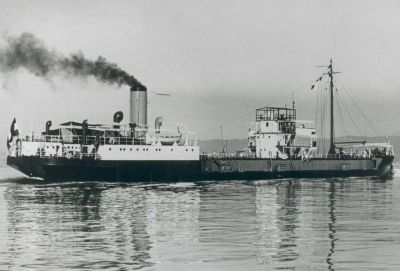 18) Leonor 1928 (roepnaam PJBE) Diensttijd 1928-1931 br>bouwer : Cantieri Navale Triestino Monfalcone, Italie (bouwnummer 204). br>tonnage : 2.582 brt., 1.107 nto. en 3.040 dwt.