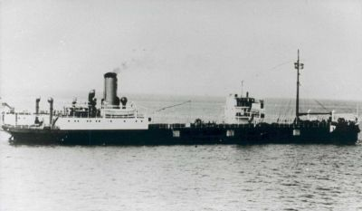 1948-1953 Alicia Shell Petroleum Company Maracaibo, Venezuela. In juli 1953 aanvang sloop te Baltimore. 34) Adela 1928 (roepnaam PJAV) Diensttijd 1928-1953 Bouwer : W.G. Armstrong Whitworth & Co.