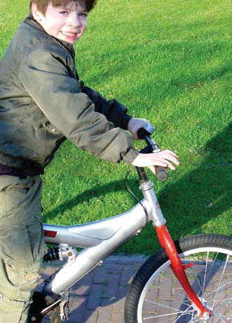 Bijlage 8 Lijst van genodigden rondetafelgesprek fietsgebruik 17 april 2007 COS West- en Midden Brabant Stichting Vertizontaal Kamer van Koophandel en Fabrieken Raad Nederlandse Detailhandel