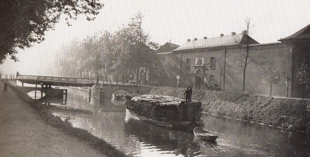 Anders gezegd het Boerekot en nu de bio ingerniers. Een nieuwe gevangenis werd gebouwd op de Nieuwe Wandeling.