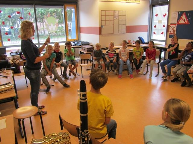 Muzieklessen van de Harmonie Van 22 t/m 25 oktober zijn docenten van de muziekopleiding van Harmonie Nootdorp op bezoek geweest bij de basisscholen van Nootdorp.