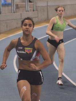 een wel zeer merkwaardige wedstrijdindeling : 600m slaapwandelen gevolgd door 200m sprint.