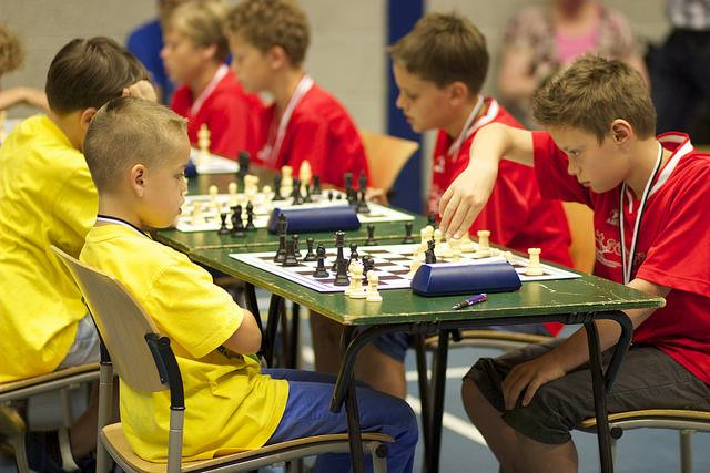 Plaatsing via voorwedstrijden NK schaken voor schoolteams basisonderwijs 2015 In de regionale bonden zijn de nodige wedstrijden gehouden om te komen tot een verantwoorde afvaardiging naar het NK