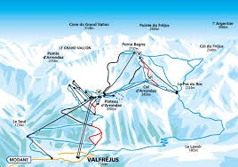 Ski kamp januari 2017 Het is dit schooljaar weer gelukt om een groep leerlingen enthousiast te maken voor de skireis van de Stormvogel.