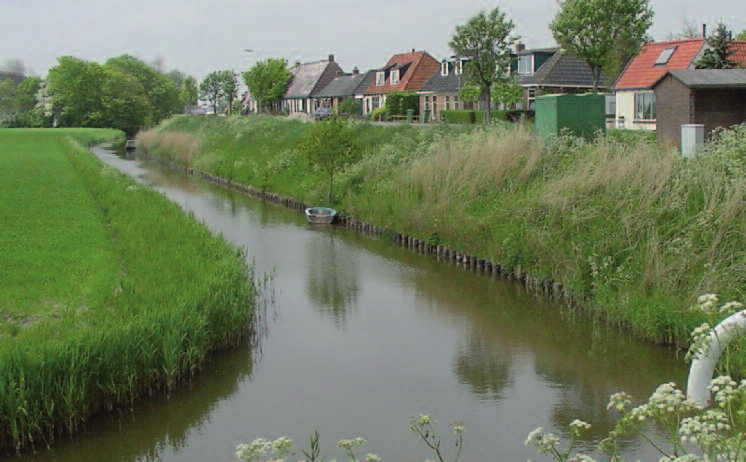 3.4.2 BELEID EN STRATEGIE AANPASSING BEHEERINSTRUMENTARIUM Omdat de voormalige zeedijken door de provincie zijn genormeerd, past Wetterskip Fryslân het beheerinstrumentarium voor deze waterkering aan.