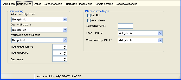 4.4.2 Het tabblad Algemeen Het tabblad Algemeen omvat de volgende instellingen: Paneel: Lezer #.: Naam: Groep: Activeren: Meldt bypass: Bypass opent deur: Meld toeg.