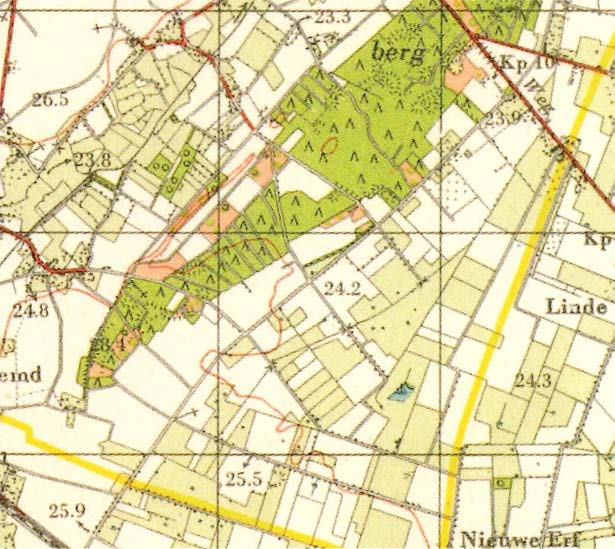 SITUATIE 1963 akkerland In 1963 werd het plangebied en de ten zuidwesten gelegen percelen als akkerland gekarteerd.