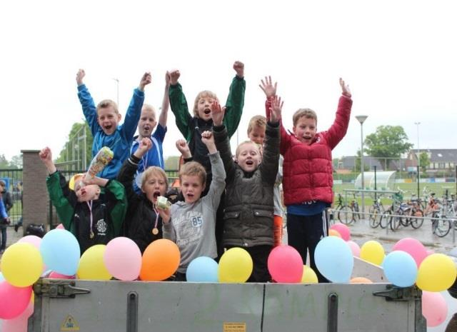 De wedstrijden werden afwisselend bij de deelnemende verenigingen gespeeld Dit team eindigde