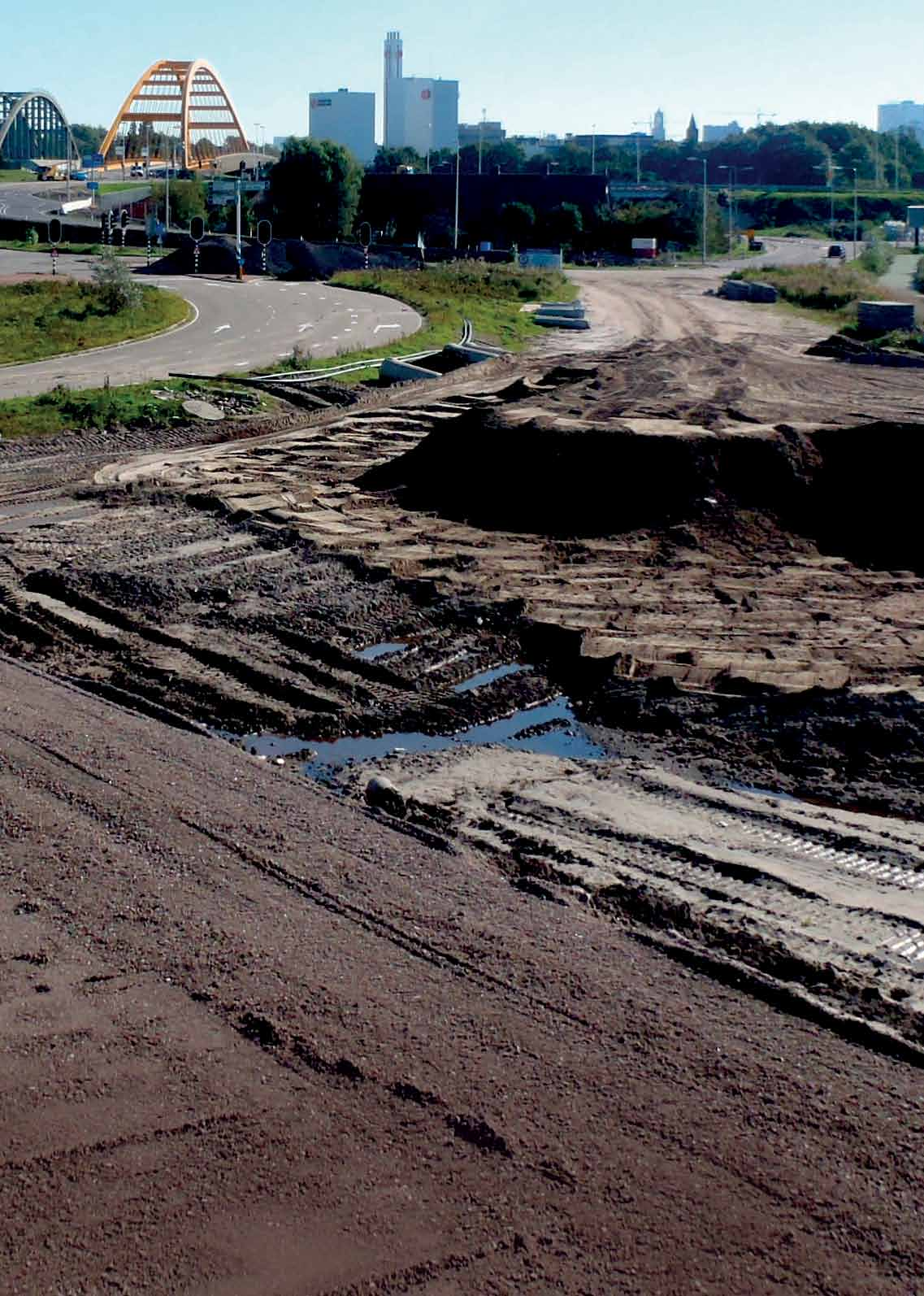 Infrastructuur & Havens In Utrecht Leidsche Rijn Centrum is in juni 2015 gestart met de uitvoering van de Vleutensebaan.