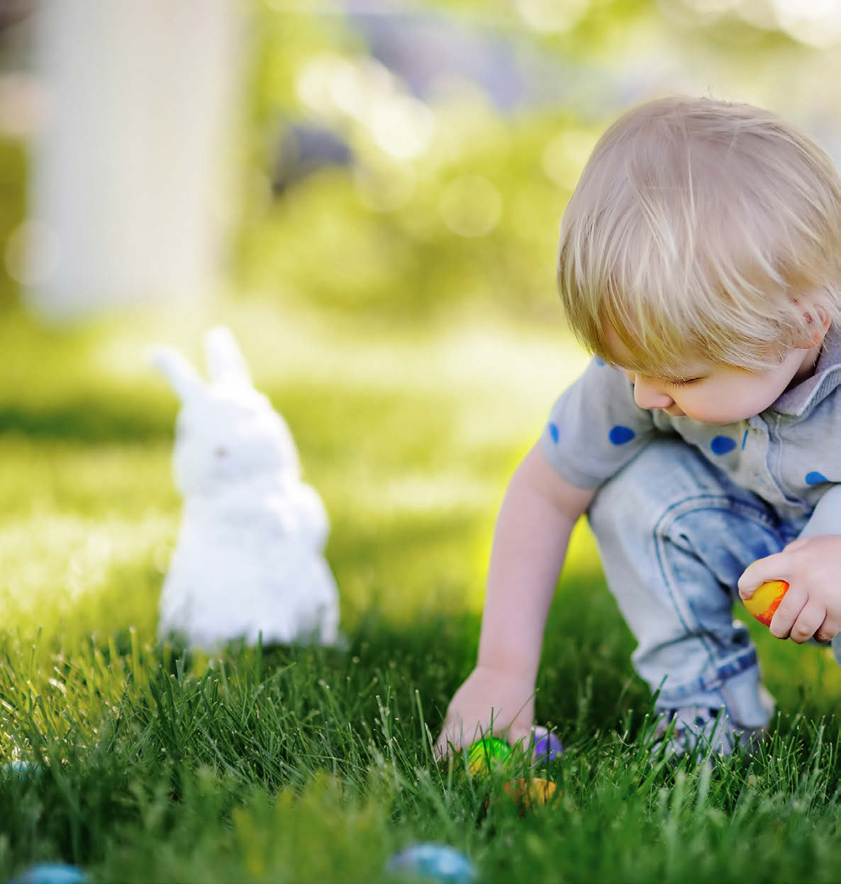 De feestelijke start van de lente PAASONTBIJT MET PAASEIEREN RAPEN Maandag 17 april Kom met de kinderen paaseieren rapen in de tuin van het Torenhof en geniet van een schitterend ontbijt à volonté.