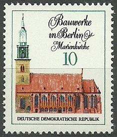 De oudste kerk van Berlijn is de Nicolaikirche. De bouw startte in 1230 en werd voltooid rond 1450.