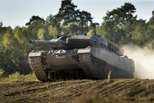 Door deze samenwerking kunnen Nederlandse militairen gebruik maken van de Duitse tanks. Zo blijft Defensie beschikken over kennis over en expertise van het optreden met en tegen tanks.