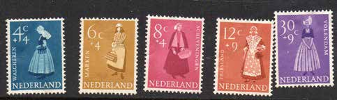 116 Nederland PF 1977 N.V.P.H.1141 Amphilex 1,90 0,40 117 Nederland PF 1976 N.V.P.H.1098-1100b Amphilex 9,90 1,90 118 Nederland PF 1975 N.V.P.H.1107 Kinderzegels 4,00 0,80 119 Nederland PF 1974 N.