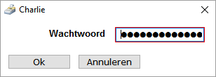 In bovenstaand voorbeeld wordt de kaart geaccepteerd van alle 4 de medewerkers die vandaag werkzaam zijn. b. De medewerker klikt op de foto.