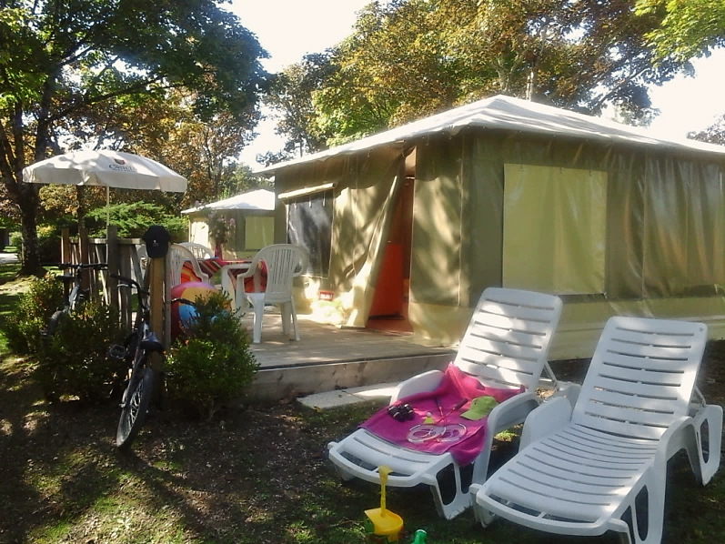 Tarieven Verhuur en kampeerplaatsen 2017 Bungalow Tent
