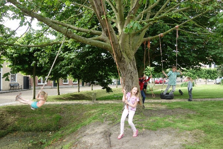 1.4 Dreischor Dreischor is een klein ringdorp in het buitengebied van Schouwen-Duiveland. Jeugdigen van 5 t/m 11 jaar bewegen zich zelfstandig door het hele dorp.