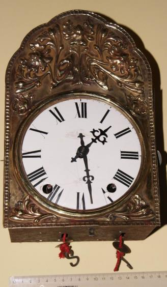 This miniature Comtoise clock of just 16.