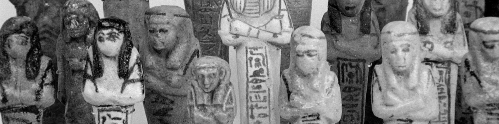 Hildesheim. Het verhaal wordt verteld over hoe de Egyptenaren zich het nieuwe leven na de dood voorstelden.