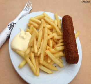 champignons geserveerd met frites en rauwkost (1,7) Kibbeling 10,25 gebakken kibbeling met Zwolse mosterdsaus