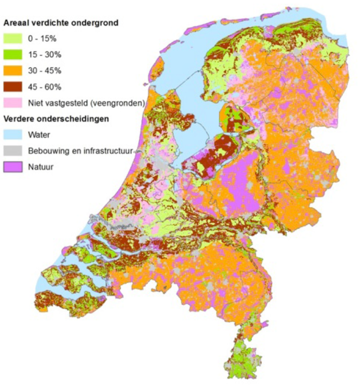 Figuur 11. Areaal verdichte ondergrond (percentages zijn indicatief) (Van den Akker et al., 2014) Bodemverdichting heeft o.a. negatieve gevolgen voor het bodemleven en de opbrengst, maar daarnaast vereist verdichte grond meer trekkracht en daardoor een hoger brandstofverbruik.