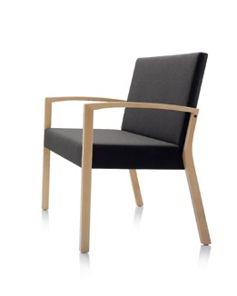 Stoelen met geronde armlegger: tot max. 3 stoelen op de grond. Geschikte stapelwagen: model 6491-000.