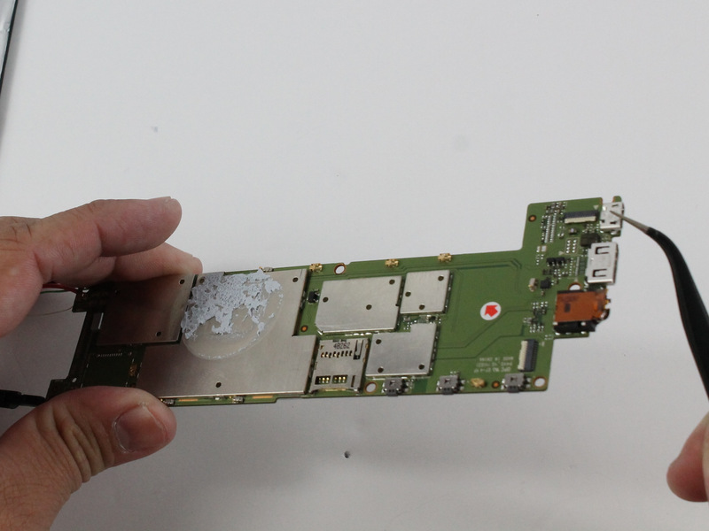 To reassemble your device, follow these instructions in reverse